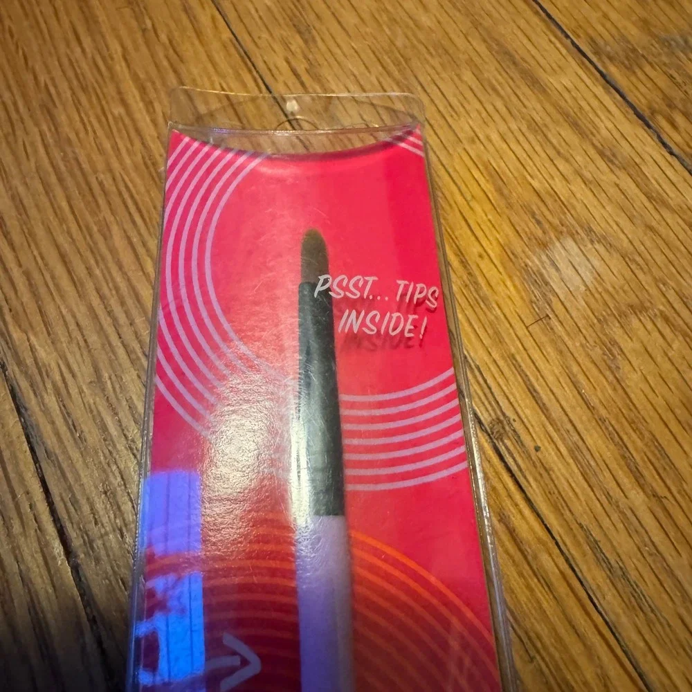$3 BUNDLE ITEM NWT Ms. Makeup Double Talk Lip Brush Precision Dual Ended